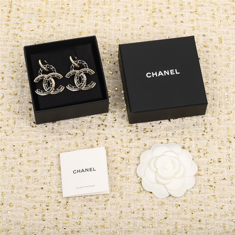 Chanel leather chain double c earrings
