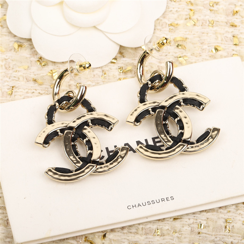 Chanel leather chain double c earrings