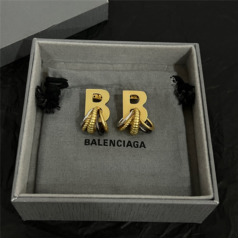 Balenciaga simple and elegant earrings