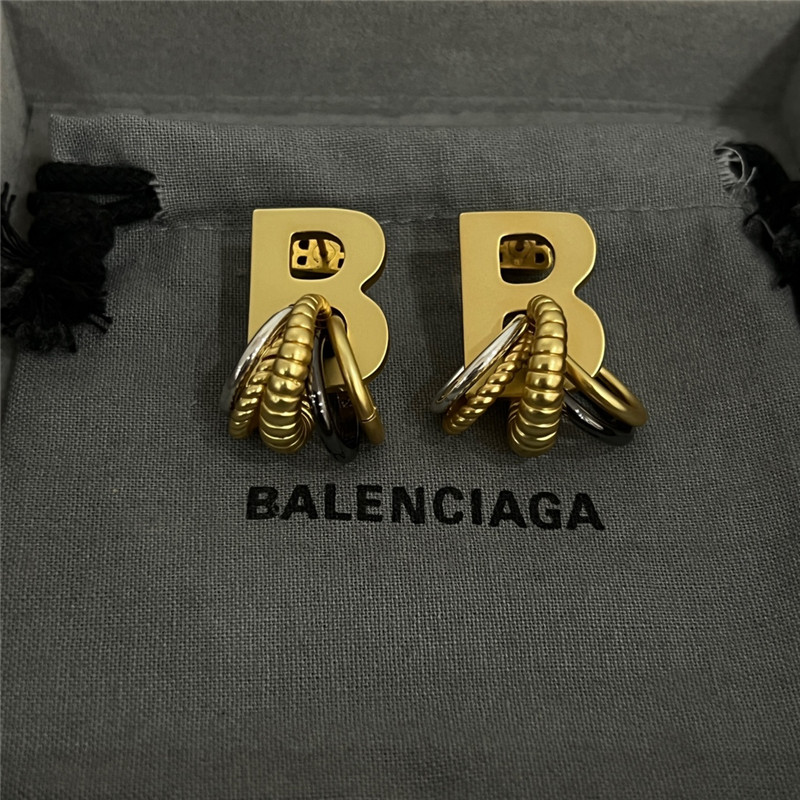 Balenciaga simple and elegant earrings
