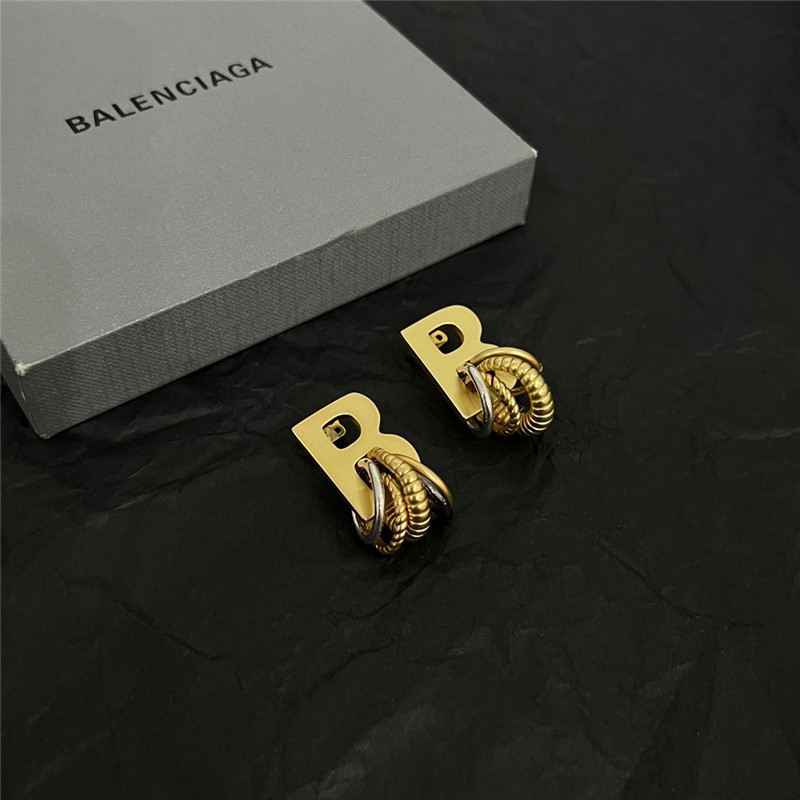 Balenciaga simple and elegant earrings