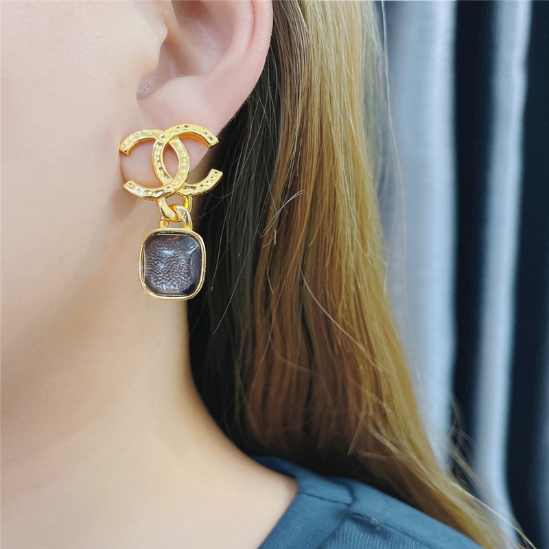 Ch**el letter vintage tag earrings