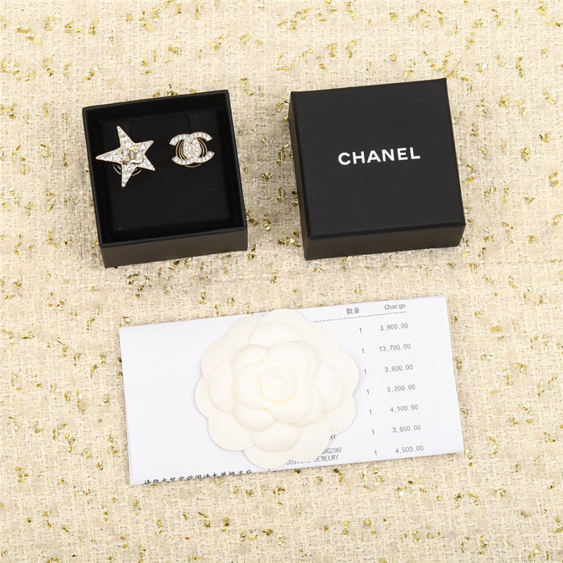Chanel double c five-pointed star hairpin