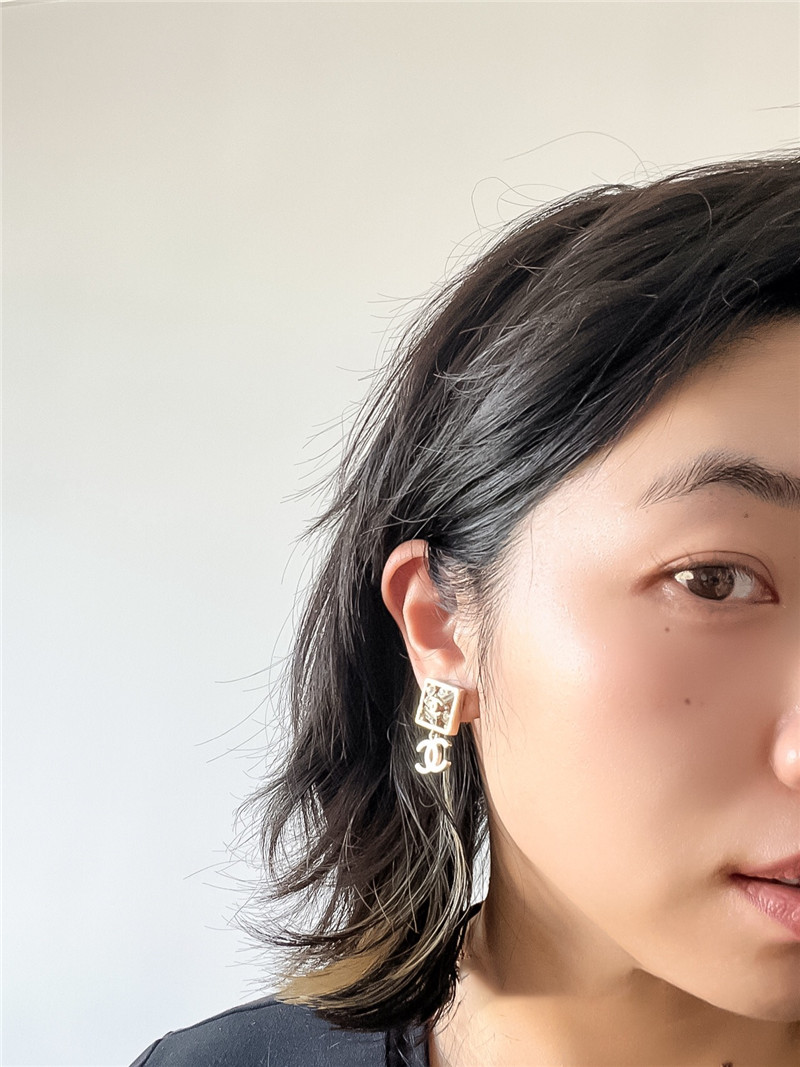 D10r new earrings