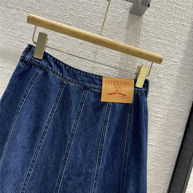 Va1e*ntin0 replica clothing sites denim skirt