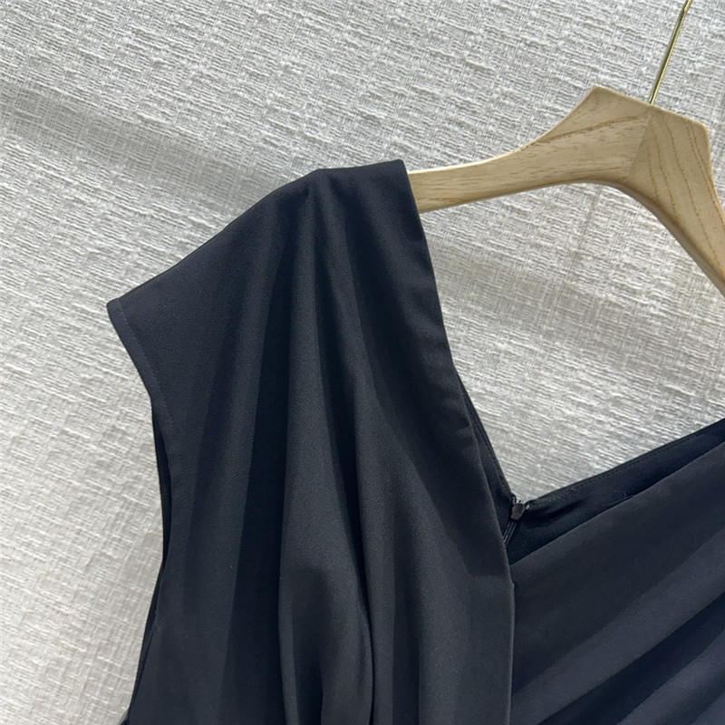 D10r drop shoulder deep v-neck dress replica clothes