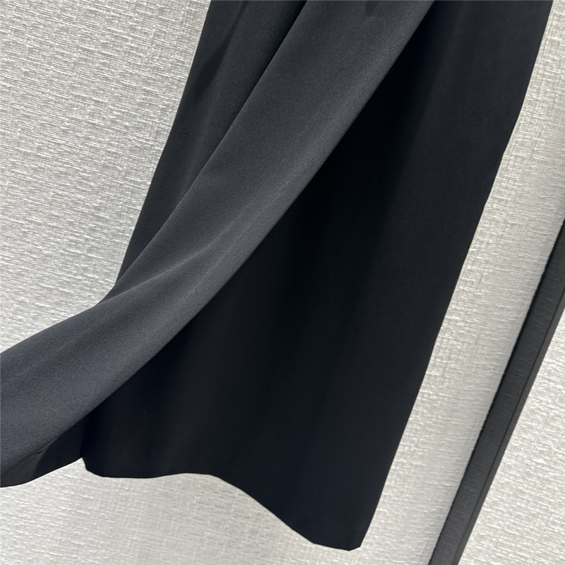 D10r drop shoulder deep v-neck dress replica clothes