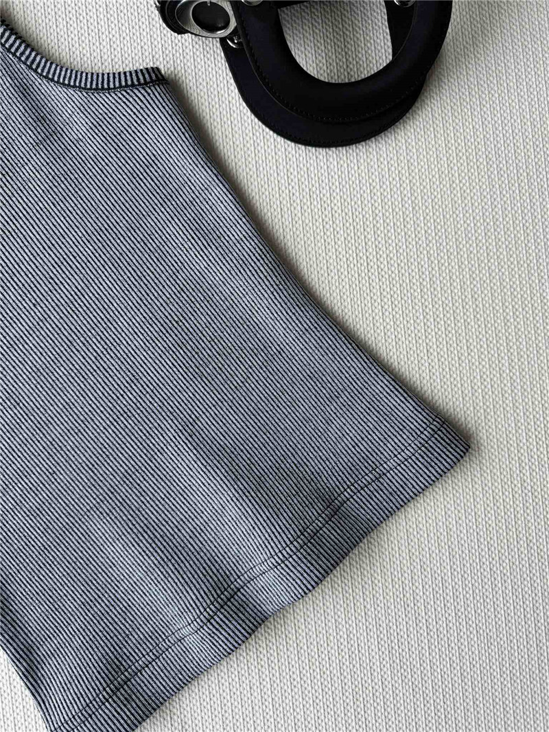 l0vis Vvtt0n lv new chain vest replica designer clothes