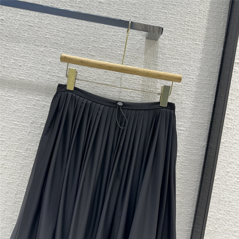 Pra*a sporty low-waist pleated skirt replica clothes