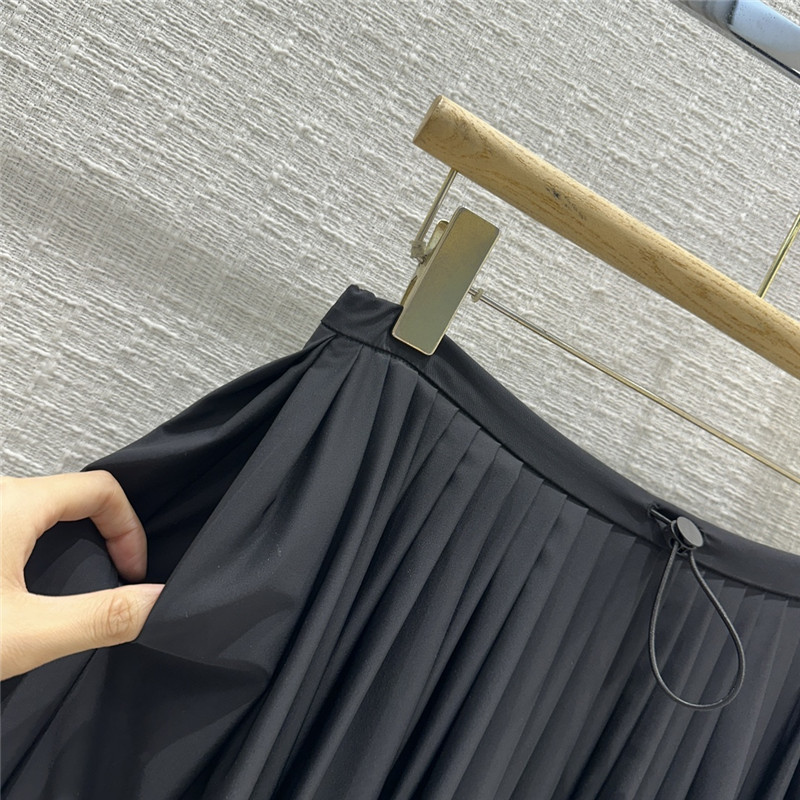 Pra*a sporty low-waist pleated skirt replica clothes