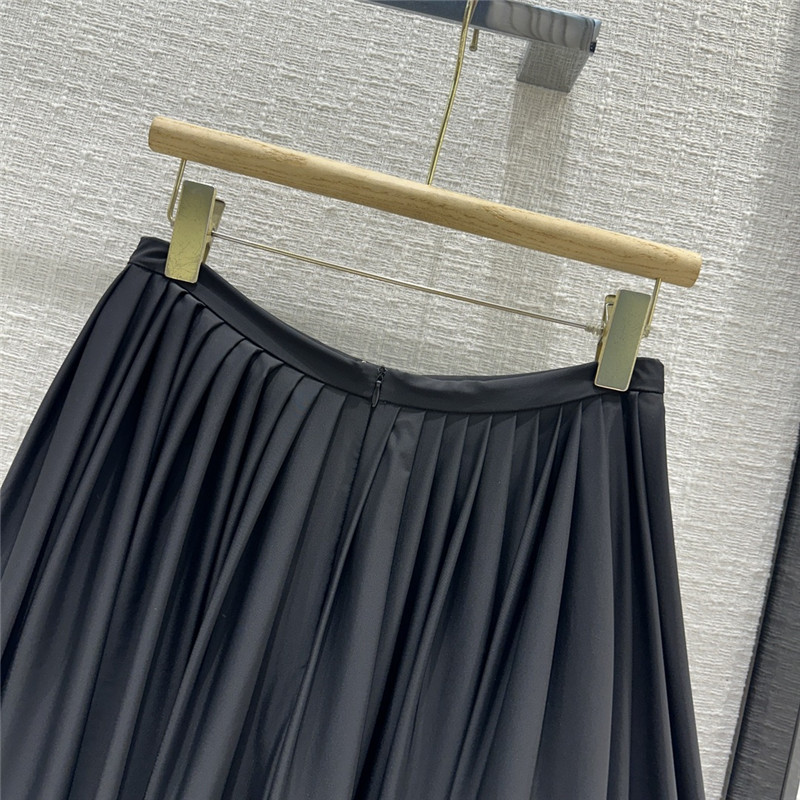 Pra*a sporty low-waist pleated skirt replica clothes