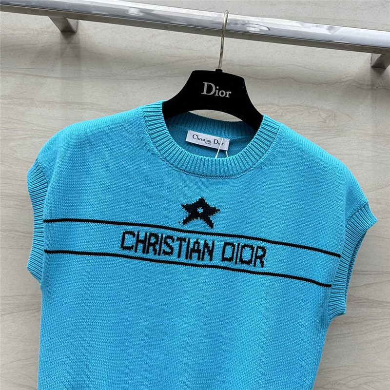 D10r logo sleeveless knit top in blue