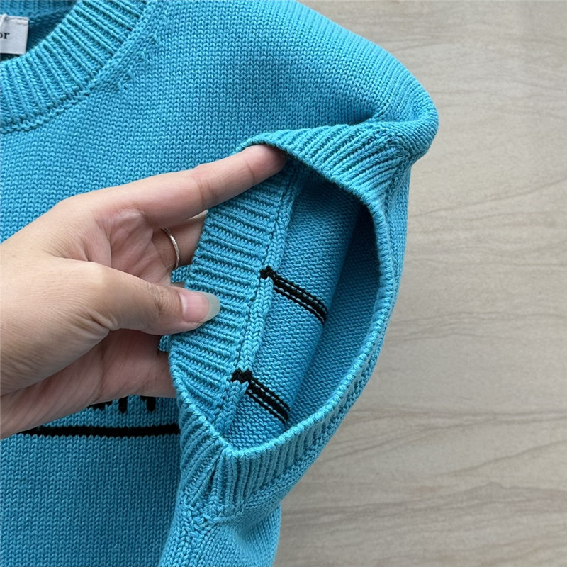 D10r logo sleeveless knit top in blue