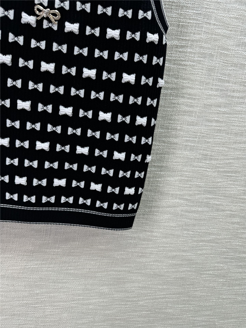 Ch**el new vest cheap replica designer clothes