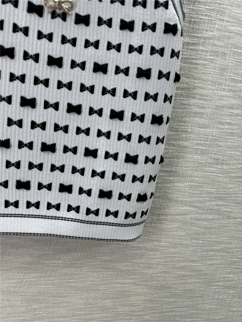 Chanel new vest cheap replica designer clothes