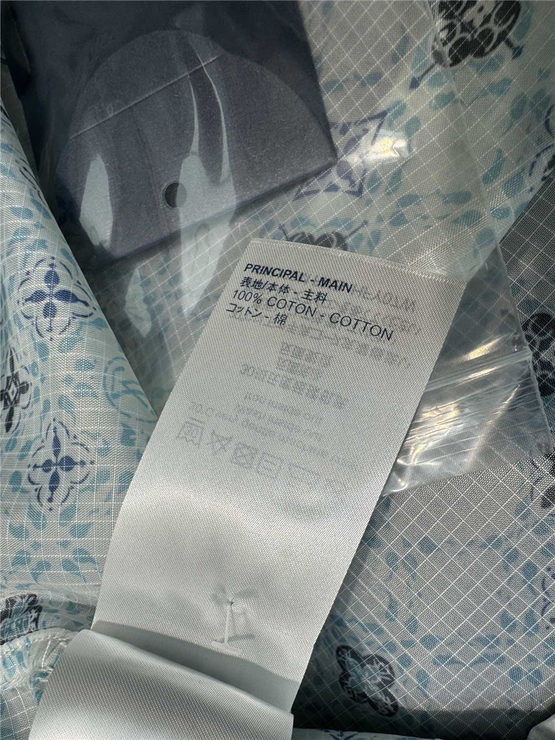 l0vis Vvtt0n lv blue label hat sun protection jacket replica clothing