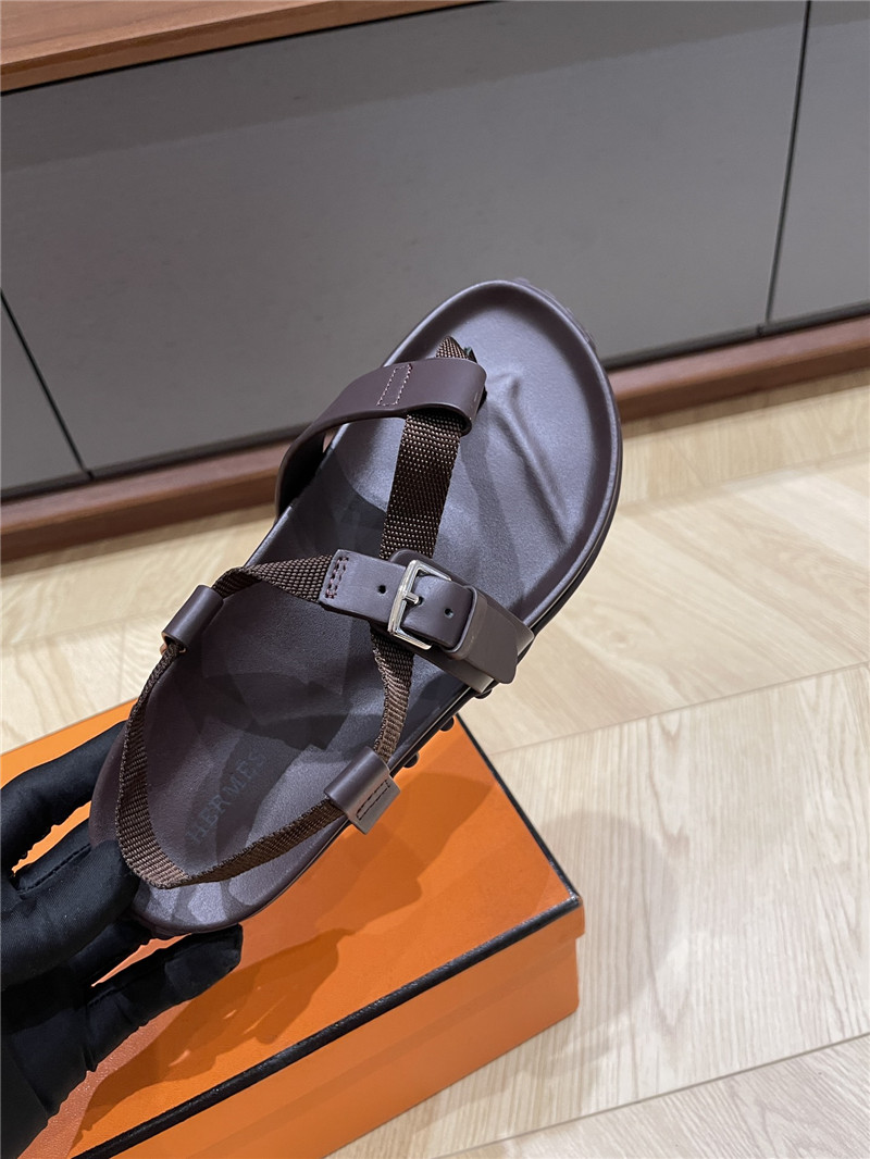 H**me5 inboard sandals brown