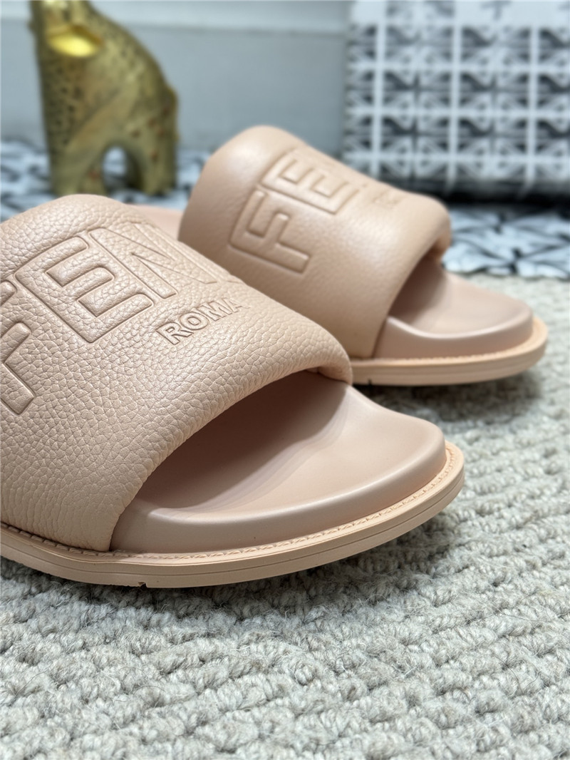 Fendi Roma Slides Pink