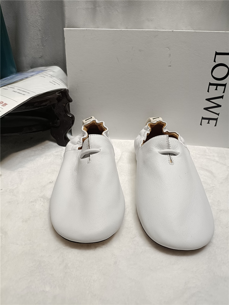 L0ew* white leather ballet flats