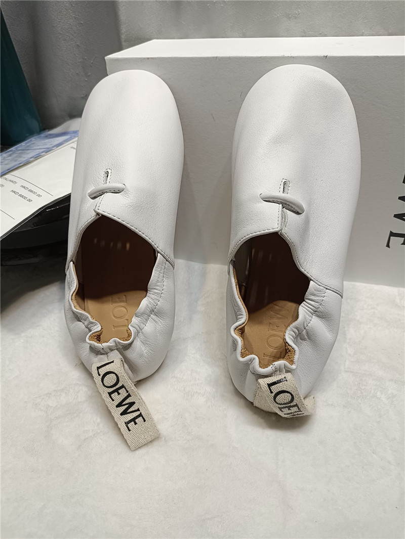 L0ew* white leather ballet flats