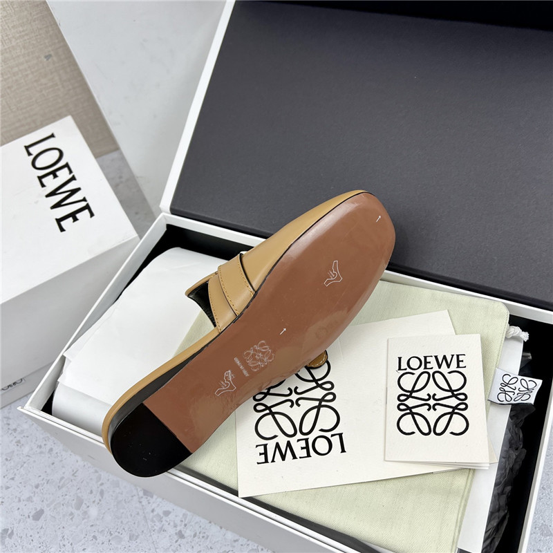 Loewe Gate Flat Mule in Brown