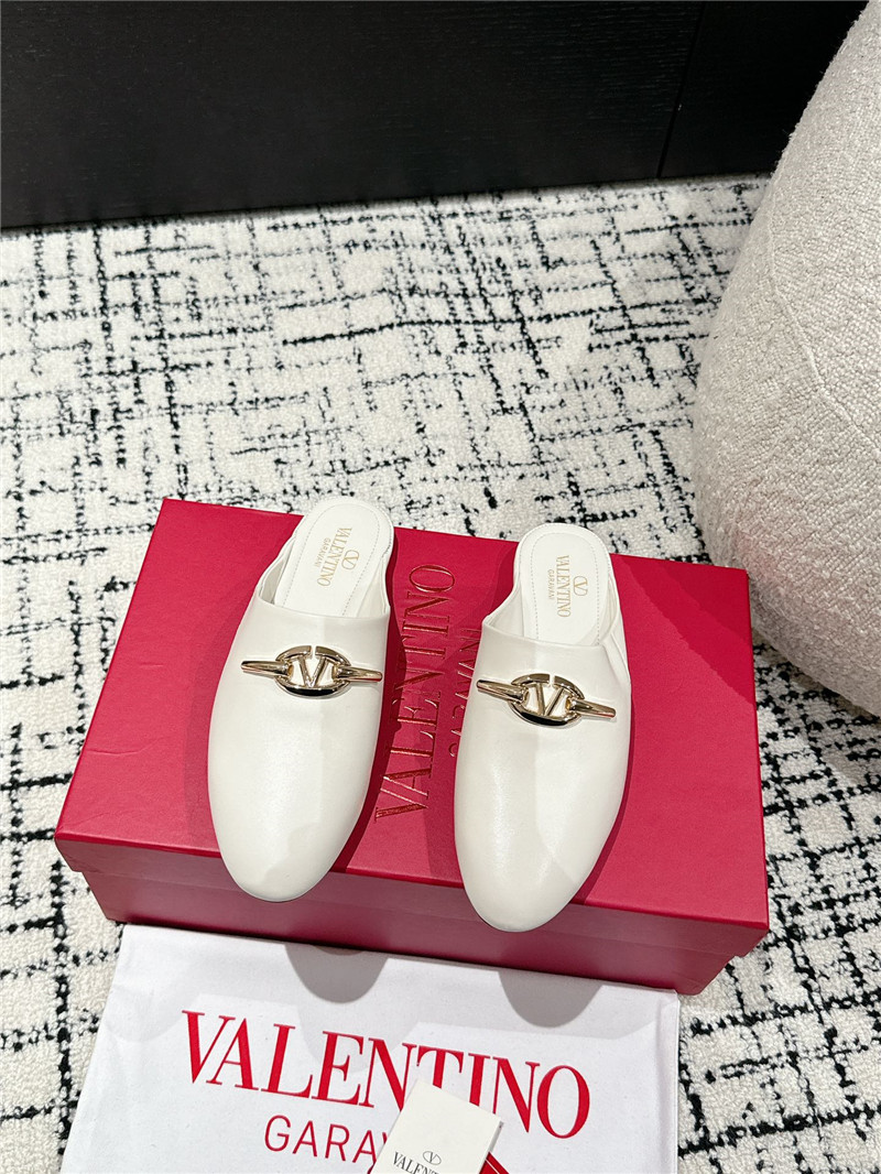 Va1e*ntin0 garavani vlogo signature leather mules in white