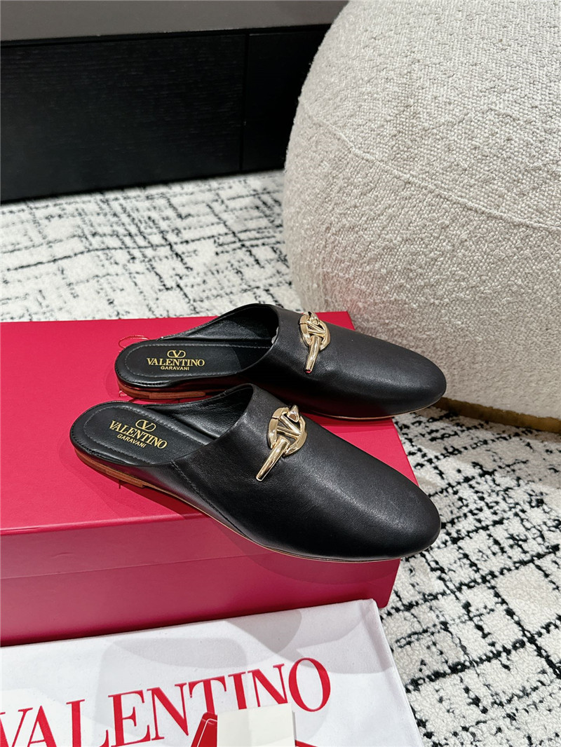 Va1e*ntin0 garavani vlogo signature leather mules
