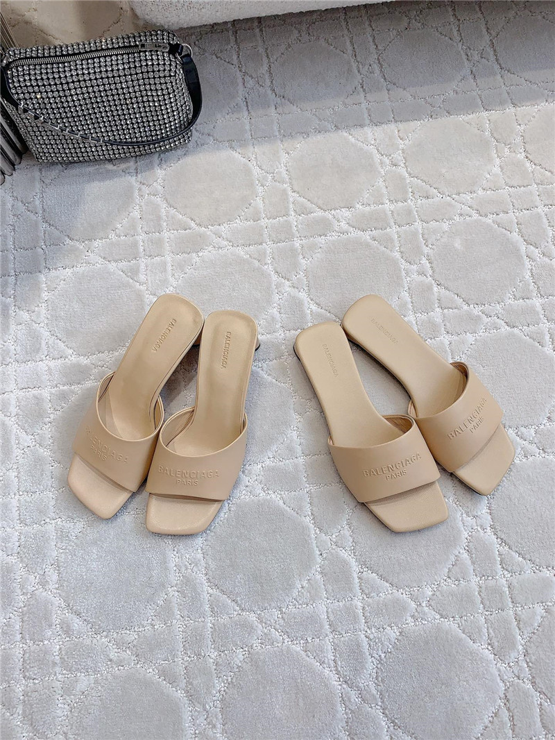 Ba1en*iaga duty free beige women’s sandals
