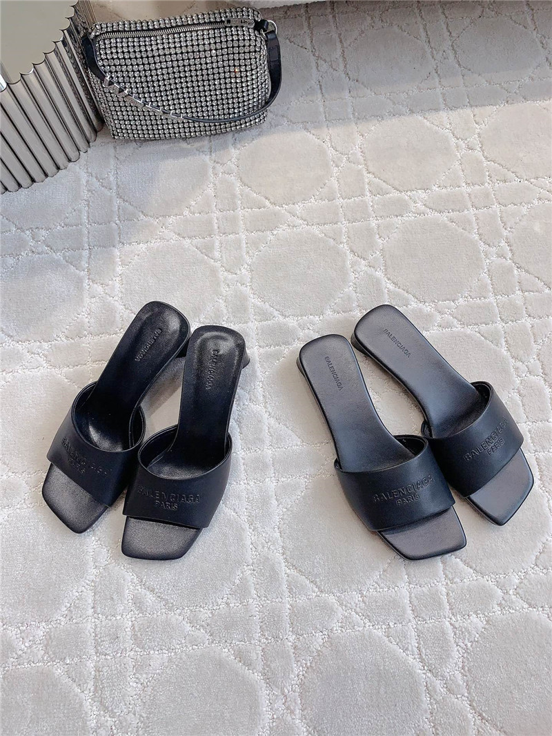 Ba1en*iaga duty free leather logo slide sandals