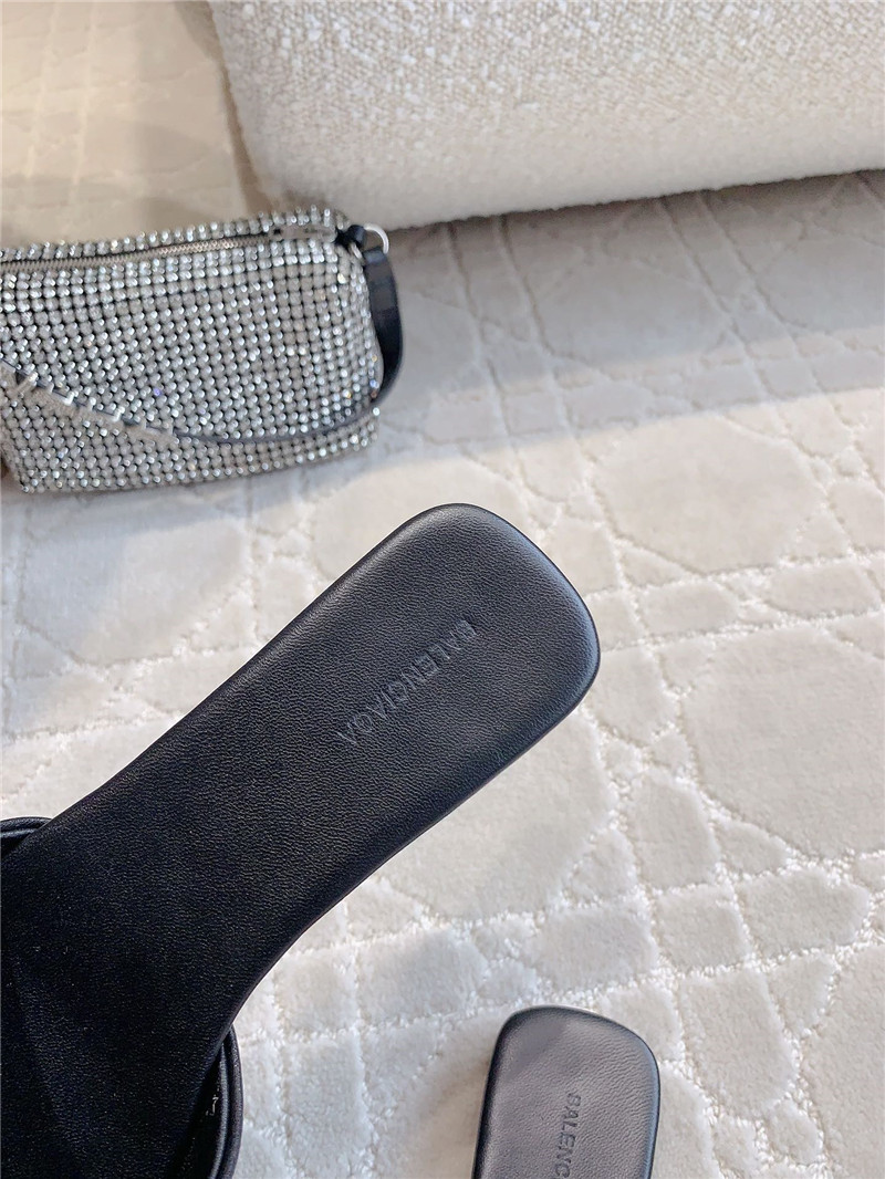 Ba1en*iaga duty free leather logo slide sandals