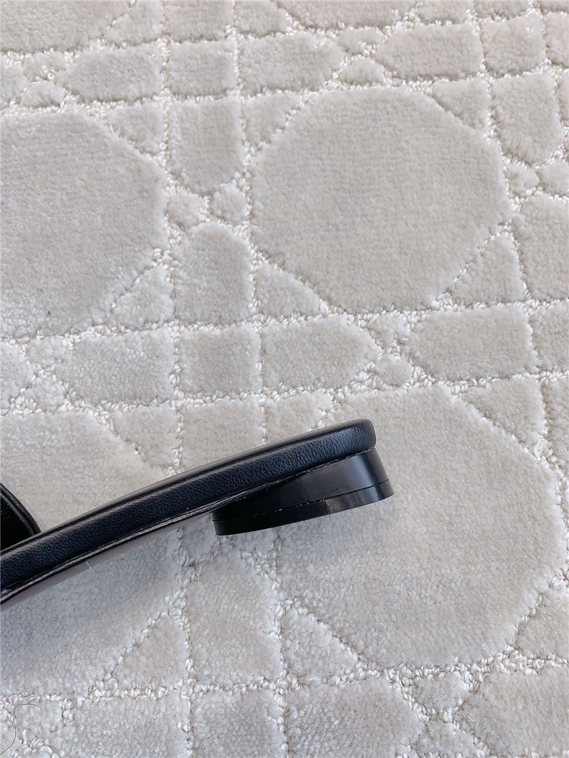 Ba1en*iaga duty free leather logo slide sandals