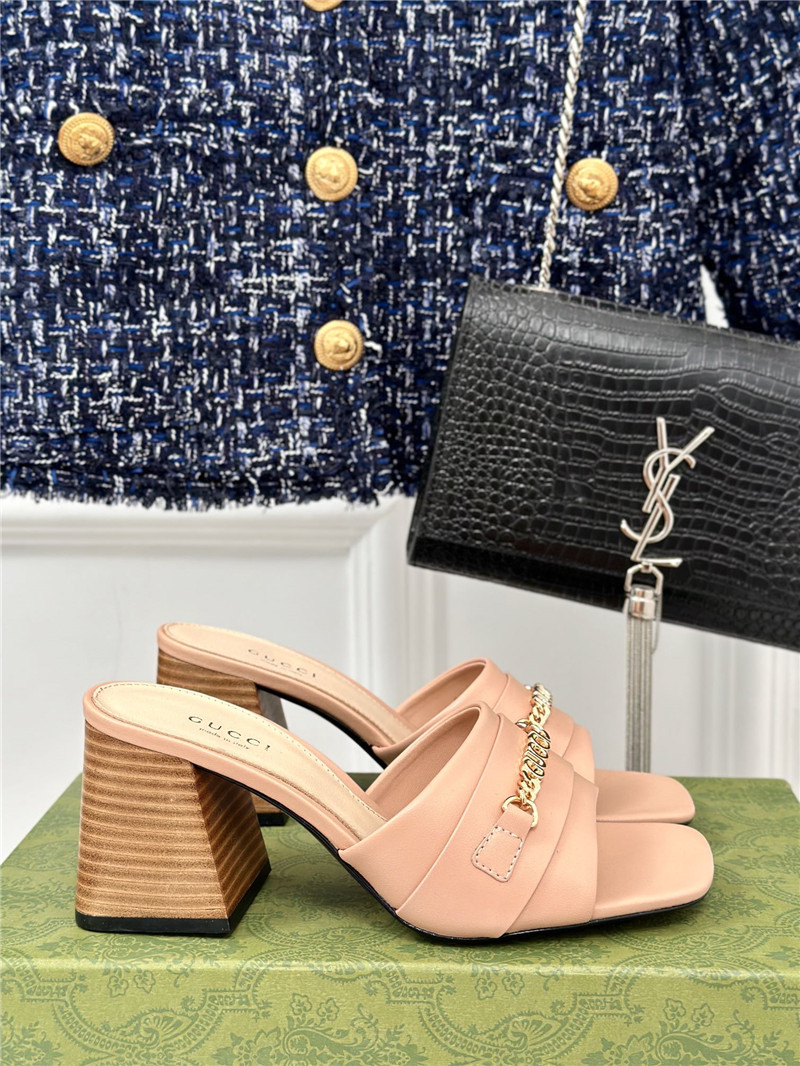 Gucci Signoria Leather Slide Sandal Beige