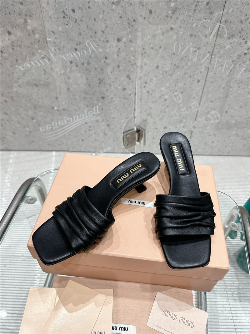 Miu Miu Leather Kitten-Heel Mule Sandals in Black