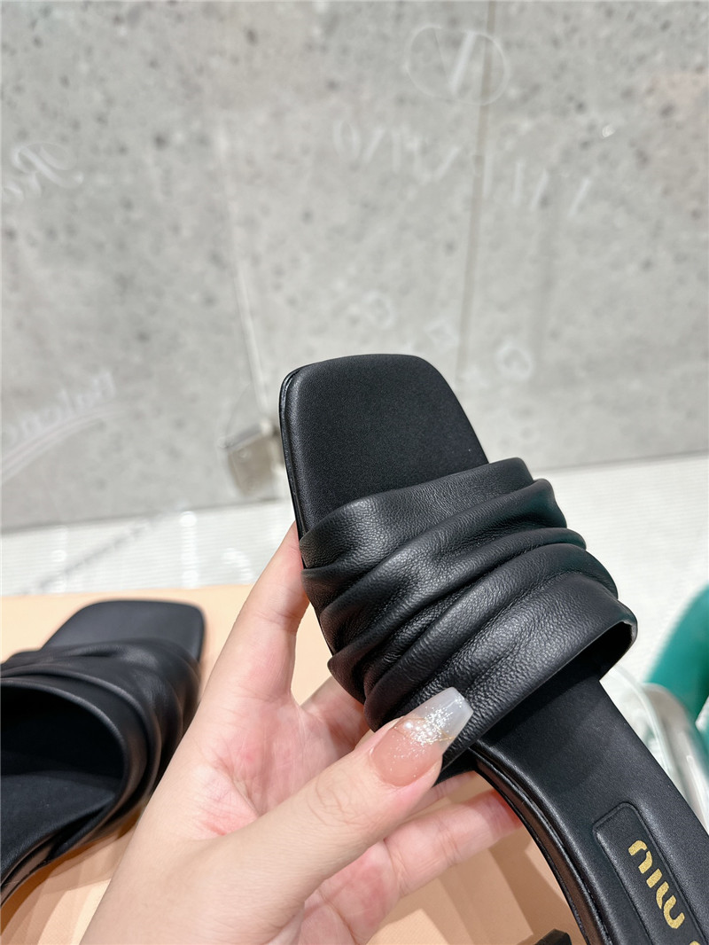 Miu Miu Leather Kitten-Heel Mule Sandals in Black