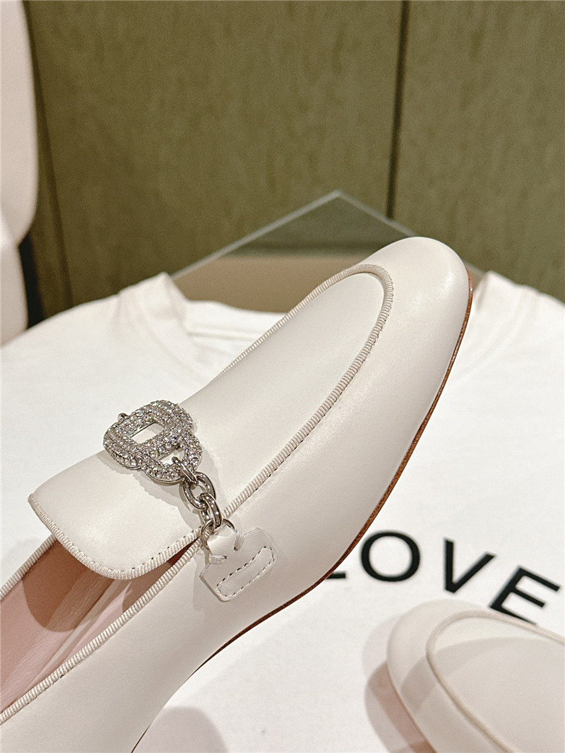 Roger Vivier Embellished White Leather Loafers