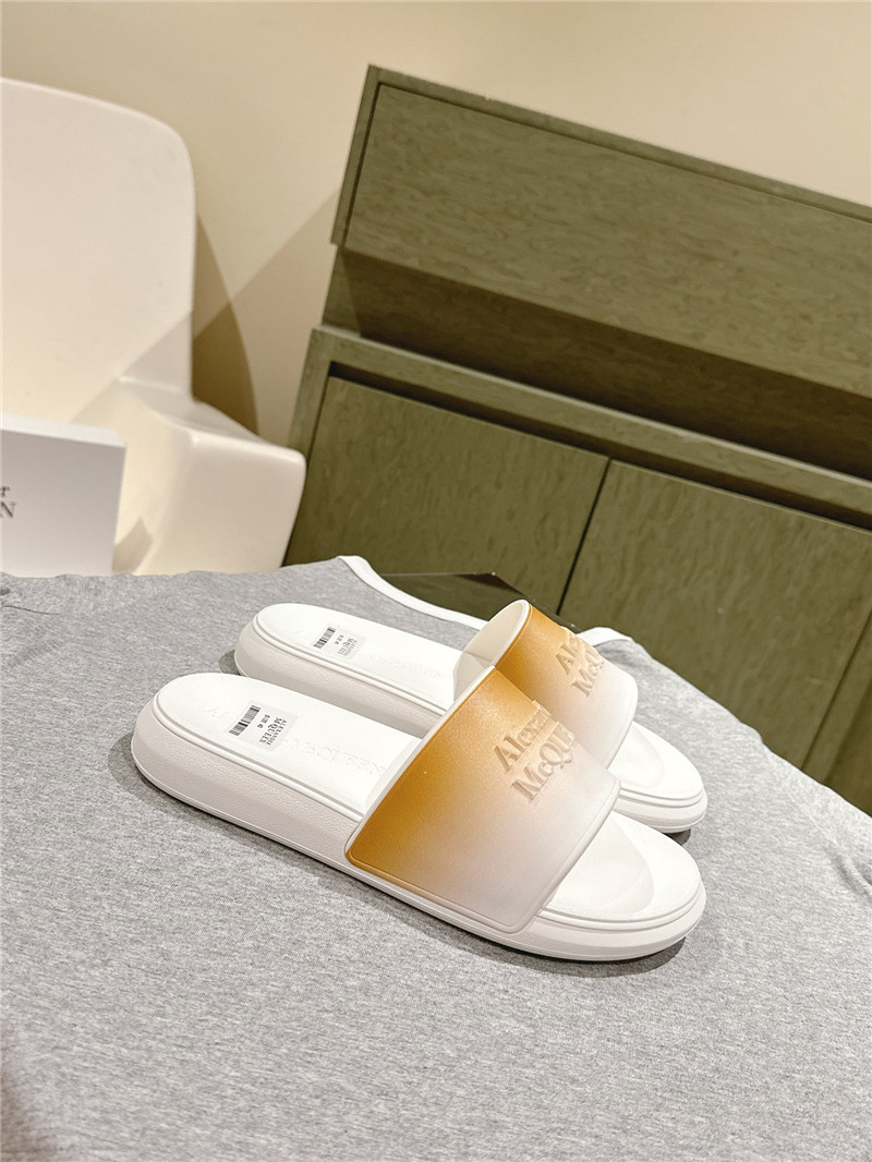 Alexander McQueen Logo Flip Flops