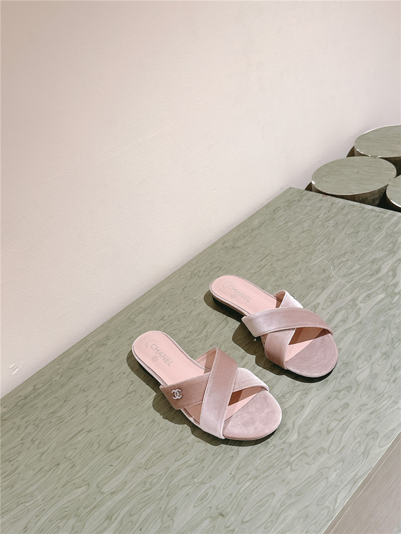 Ch**el velvet crisscross strap slippers beige