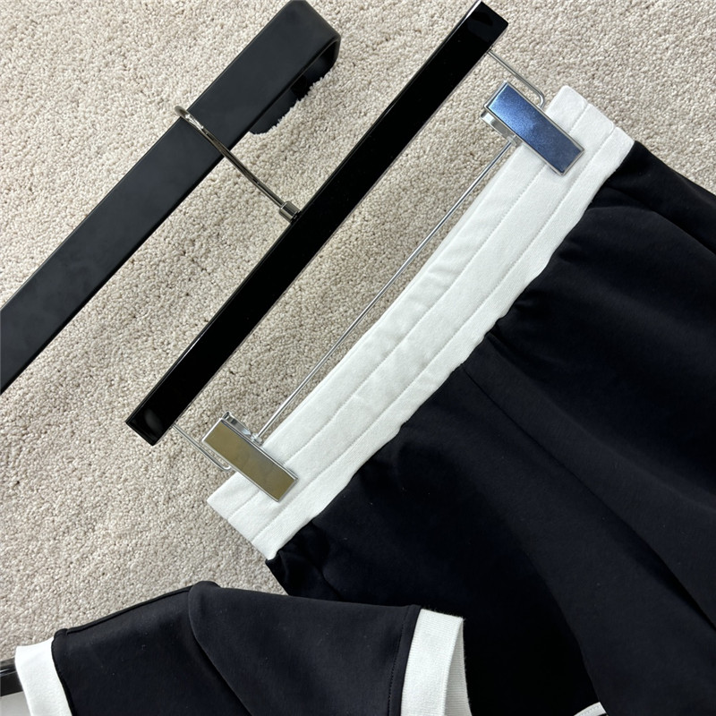 Ce1i*e casual suit replica d&g clothing