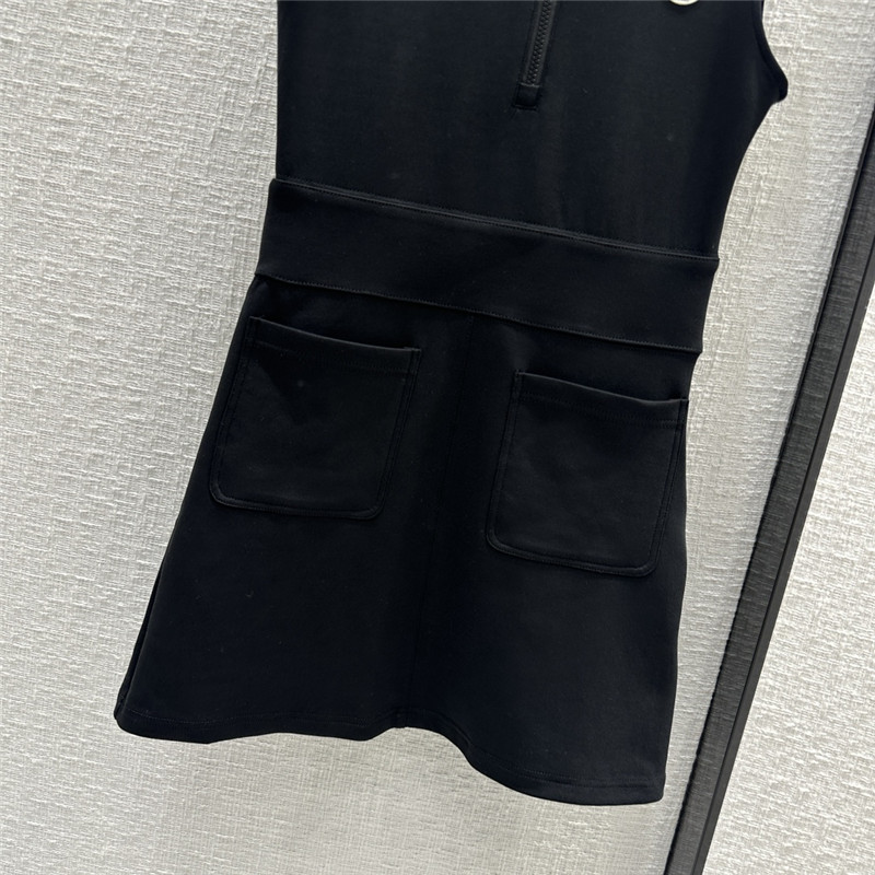 Moncler sports vest dress replica d&g clothing