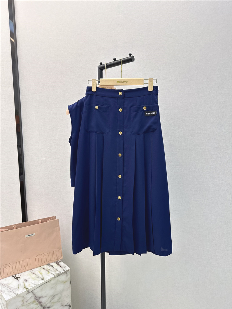 M1um1u sleeveless vest shirt + pleated skirt set replicas clothes