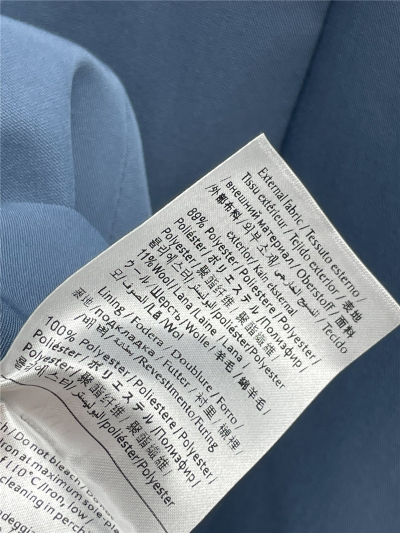 Va1e*ntin0 round neck bow dress replicas clothes