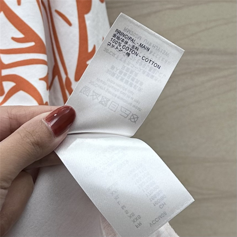 louis vuitton LV printed T-shirts tops replicas clothes