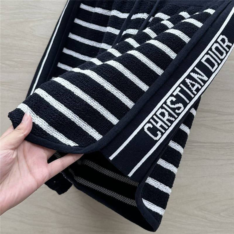 D10r knitted hooded top + shorts set replica clothing sites