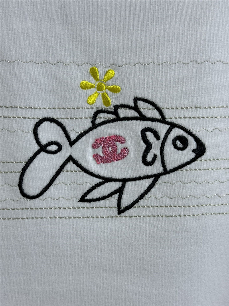 Ch**el fish embroidered t-shirt replica d&g clothing