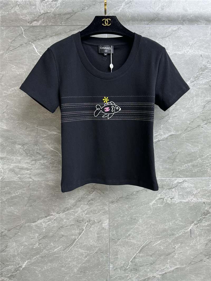 Chanel fish embroidered T-shirt replica d&g clothing