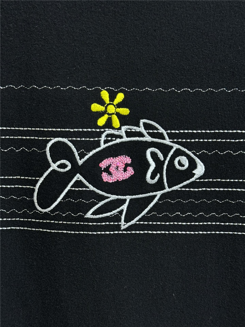 Ch**el fish embroidered t-shirt replica d&g clothing
