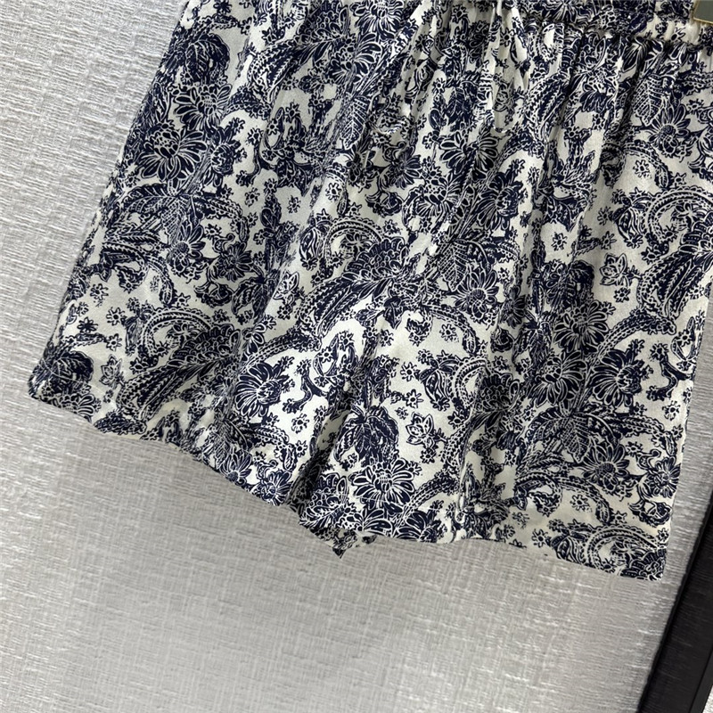 L0r0 P1ana new set replica d&g clothing