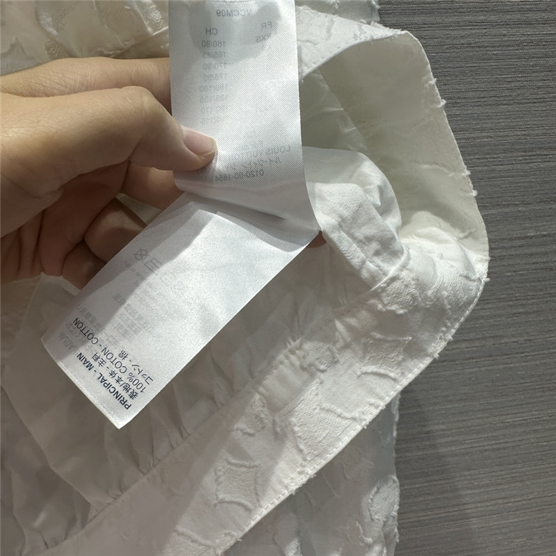 l0vis Vvtt0n monogram fil coupé off-the-shoulder blouse