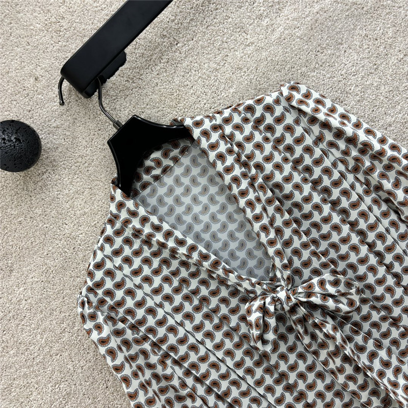 M1um1u v-neck pleated dress replicas clothes