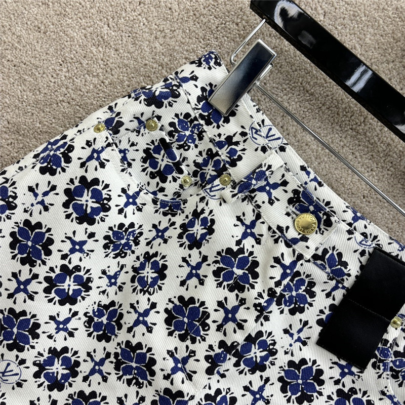 l0vis Vvtt0n lv retro high waist shorts replica d&g clothing